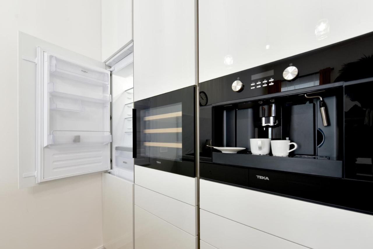 Apartman S Balkonom Trencin Exterior foto