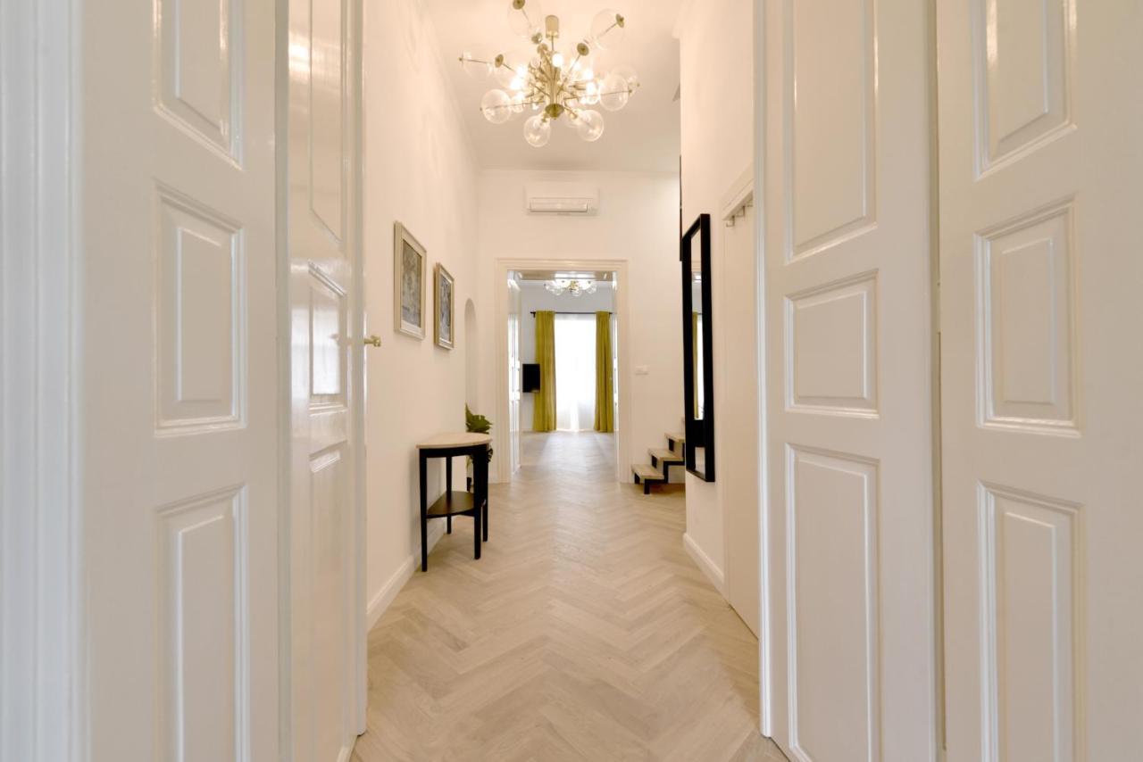 Apartman S Balkonom Trencin Exterior foto